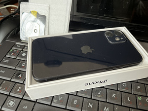iPhone 12 Blue 128GB (3 foto / 7)