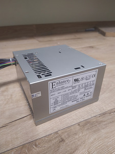 Toiteallikas 300W (1 foto / 1)