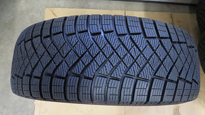 Lamellrehvid, talverehvid Pirelli Ice Zero 225/65 R17 (2 foto / 5)