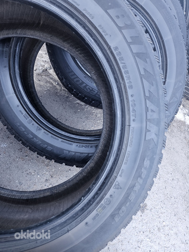 BRIDGESTONE 235 55 18