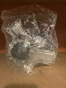 Veepump MW-1431 Mitsubishi/Hyundai G6AT/6G72/4G63 (3 foto / 3)