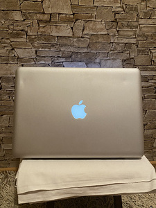 Apple Macbook Pro Core 2 Duo 2.4 (4 foto / 7)