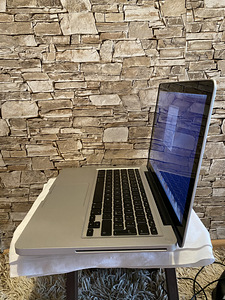 Apple Macbook Core 2 Duo 2.26 GHz 2GB (3 foto / 9)