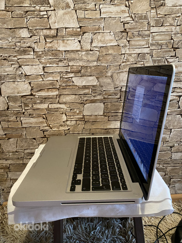 Apple Macbook Core 2 Duo 2.26 GHz 2GB (foto #3)