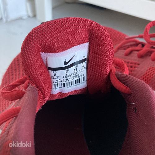 Кроссовки Nike размер 41 (фото #4)