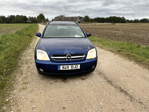 Opel Vectra (2 фото из 9)