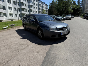 Honda Accord (1 foto / 9)