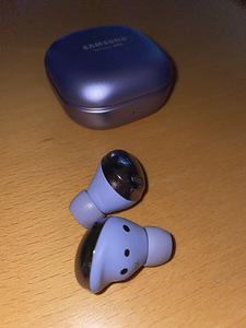Samsung Galaxy Buds Pro (2 foto / 2)