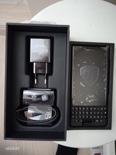 Новый BlackBerry Key2 64GB ЧЕРНЫЙ (фото #2)