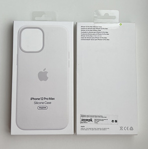 iPhone 12 Pro Max Silicone Case with MagSafe (3 фото из 5)