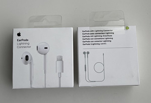 Apple EarPods with Lightning Connector/Plug (2 foto / 2)
