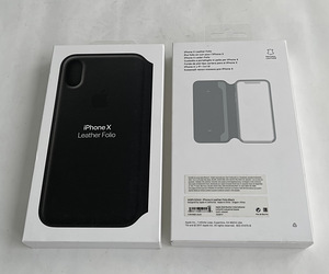 Apple iPhone X Leather Folio , Taupe/Black/Berry (2 foto / 3)