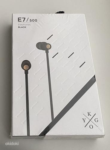Kygo E7/500 Earphones, White/Black (фото #1)