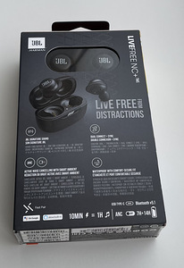 JBL LIVE FREE NC+ TWS Black (2 foto / 3)