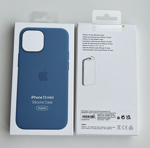 Apple iPhone 13 mini Silicone Case with MagSafe (2 foto / 7)