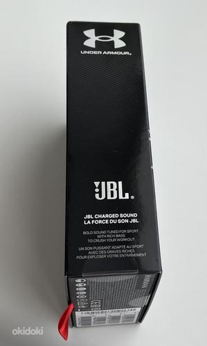JBL Under Armour True Wireless Streak , Black (фото #3)