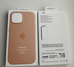 Apple iPhone 15 Silicone Case with Magsafe (3 foto / 4)