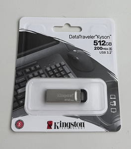 Kingston DataTraveler Kyson 512GB USB 3.2 200MB/s , Silver (1 foto / 2)