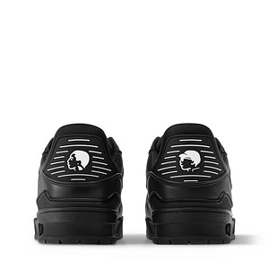 Louis Vuitton Trainer Sneaker , Black (3 foto / 10)