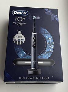 Oral-B iO Series 9 Holiday Giftset , Black (1 foto / 4)