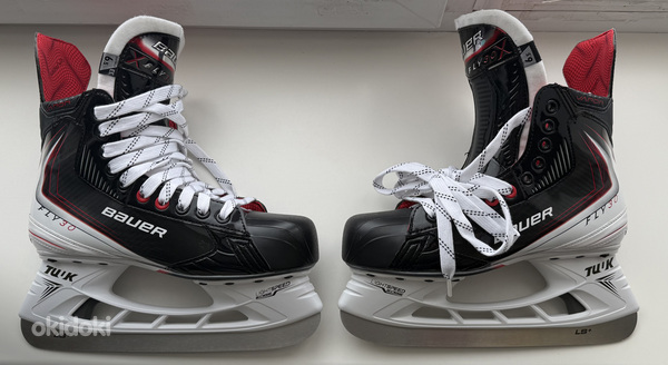BAUER Vapor FLY30
