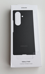 Samsung Galaxy Fold 7 Carbon Shield Case , Black (1 foto / 3)