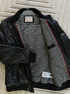 Guess meeste nahktagi