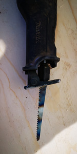 Akuuniversaalsaag Makita DJR186 (3 foto / 4)