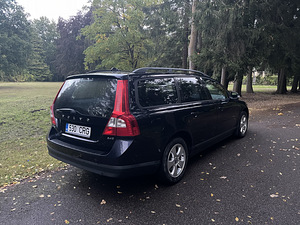 Volvo v70 2.4d 2008 (2 foto / 5)
