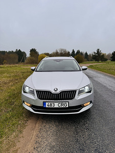 Skoda superb 2.0d 110kw (2 foto / 12)