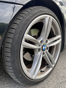 4x BMW 19” Veljed rehvidega Nexen Nfera Su1 (1 foto / 6)