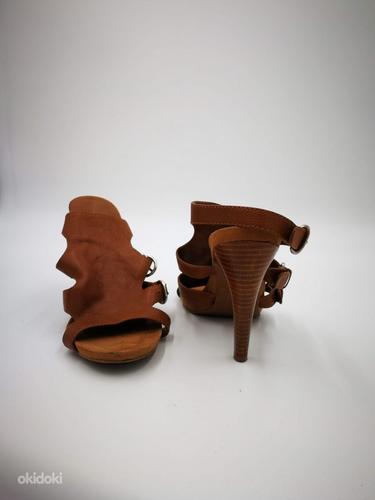 Кожаные сандалии (фото #3)