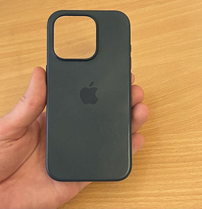 Originaal iPhone 15 Pro ümbris Storm Blue (1 foto / 4)