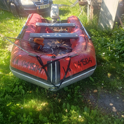 Müüa kummipaat