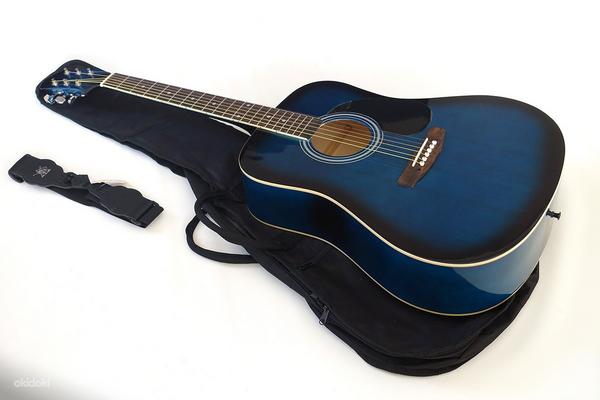 Акустическая гитара синяя, сумка, тюнер, новая (фото #1)