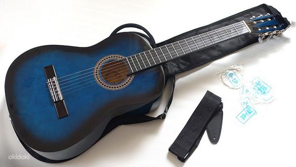 Гитара синяя, сумка, тюнер, дополнительные языки, новые (фото #1)