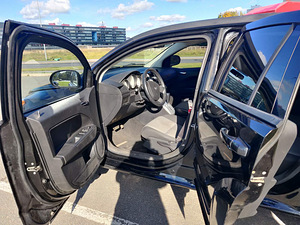 Müün oma auto Dodge caliber pärast tü (6 foto / 14)