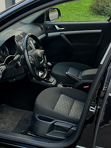 Продам Skoda Octavia (11 фото из 15)