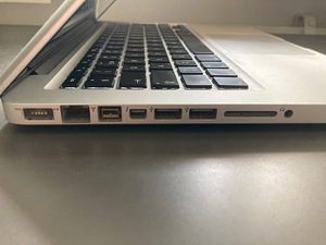 MacBook Pro (13-дюймовый, середина 2012) (6 фото из 7)