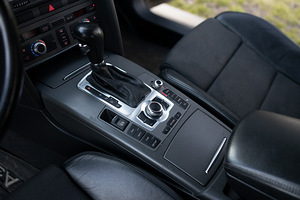 Audi A6 Quattro S-Line 3.0 165kW Diisel ATM 2005 (11 foto / 15)