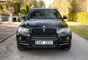 BMW X5 Sportpakett Shadowline 3.0 173kW 2007a (2 foto / 15)