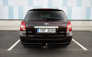 Toyota Avensis Elegance Facelift 2.4 120kW ATM Bensiin (5 foto / 15)