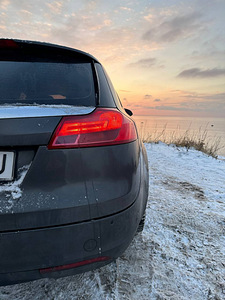 Opel Insignia (9 фото из 11)