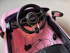 Laste auto. Audi. Nagu uus (5 foto / 5)