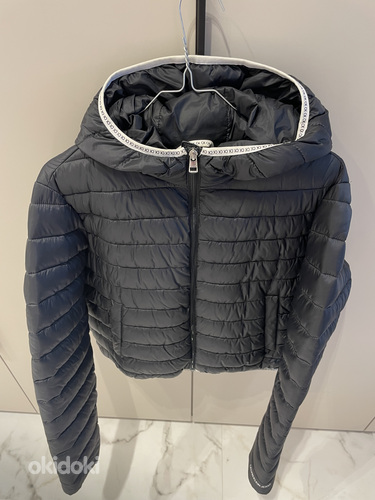 Куртка Calvin Klein размера M (фото #1)
