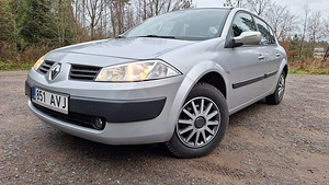 Renault Megane 1,6 16v R4 83kw 2005 (2 foto / 15)