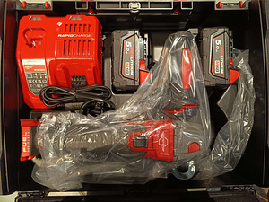 Akunurklihvija M18 FSAG125XB-502X, kohvris, Milwaukee tools (2 foto / 2)