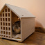 Деревянный домик для кота (фото #1)