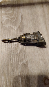 VW Touareg (8 foto / 8)