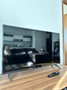 LG 43" UHD Remote Magic (2 фото из 2)